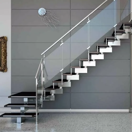 Clip-fixed glass — floating stair