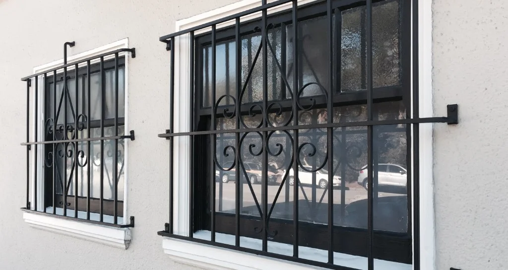 Scroll grills — twin window install